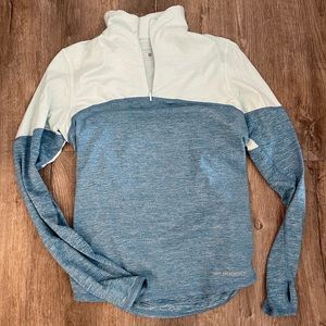 Women’s Brooks running top